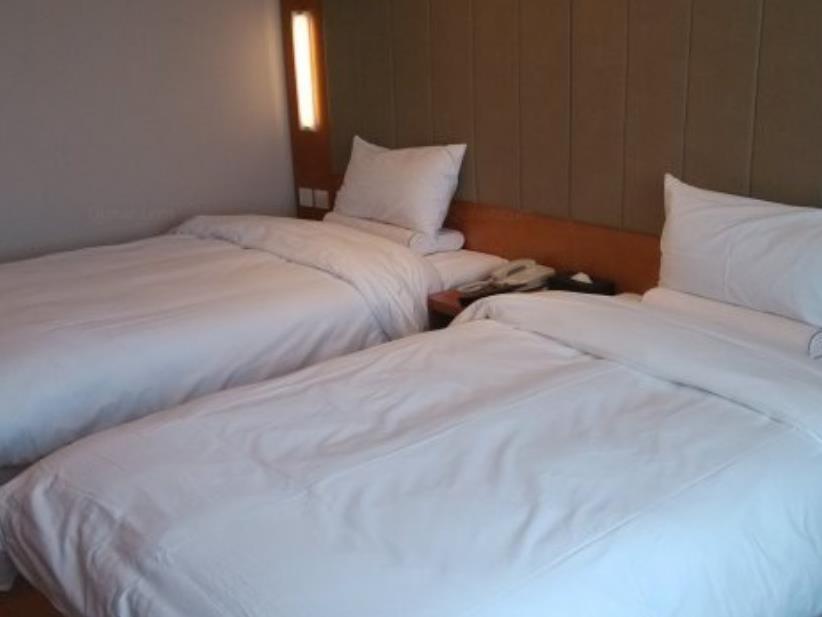 Ji Hotel Urumqi Hongshan Branch Extérieur photo